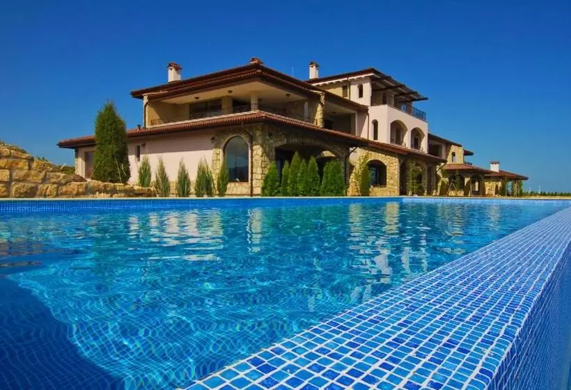 Hotelli Club Residence At Blacksearama Golf