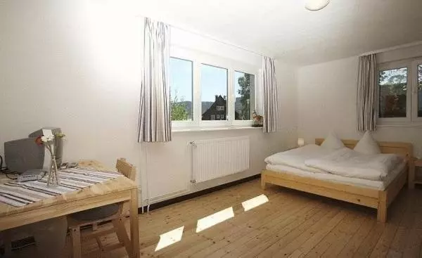 Hotelli Gästehaus Wald Und See