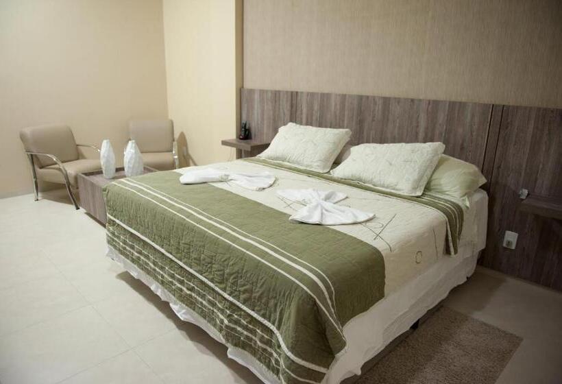 فندق Italian Palace