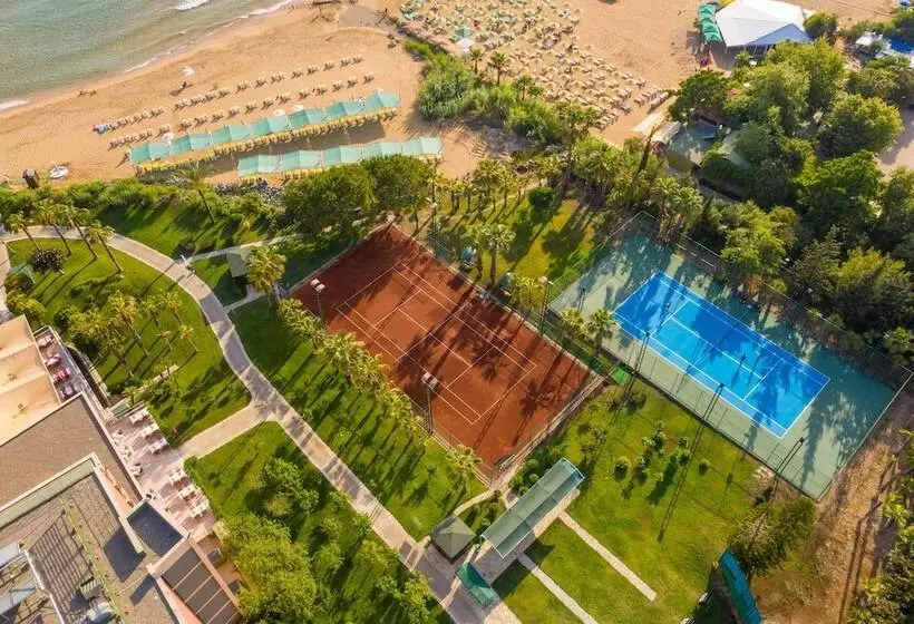 ホテル Aqi Pegasos Resort