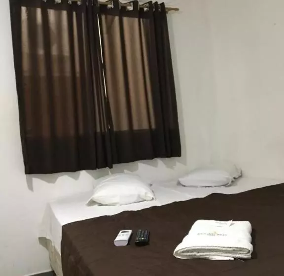 ホテル Santos Reis