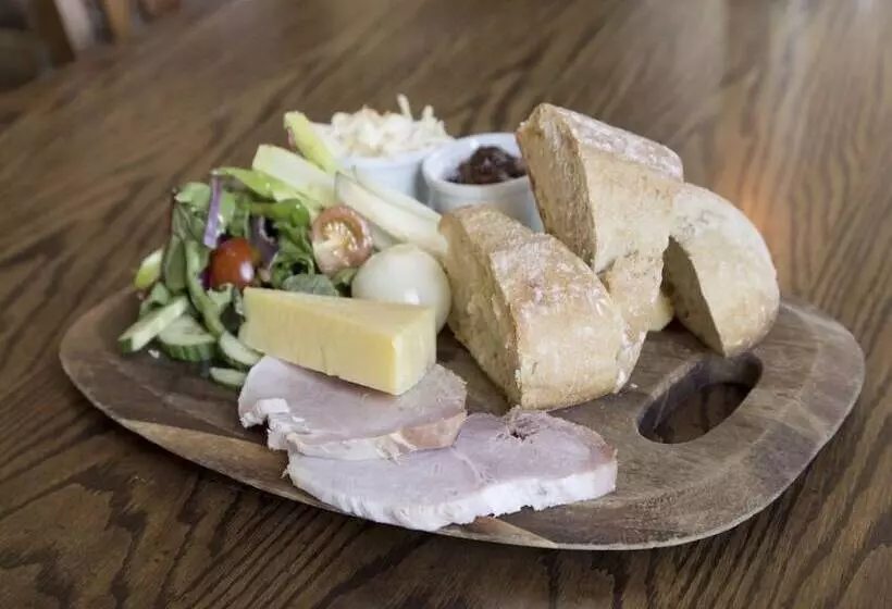 ホテル The Royal Oak