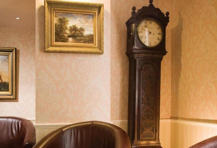 ホテル Hunters Moon