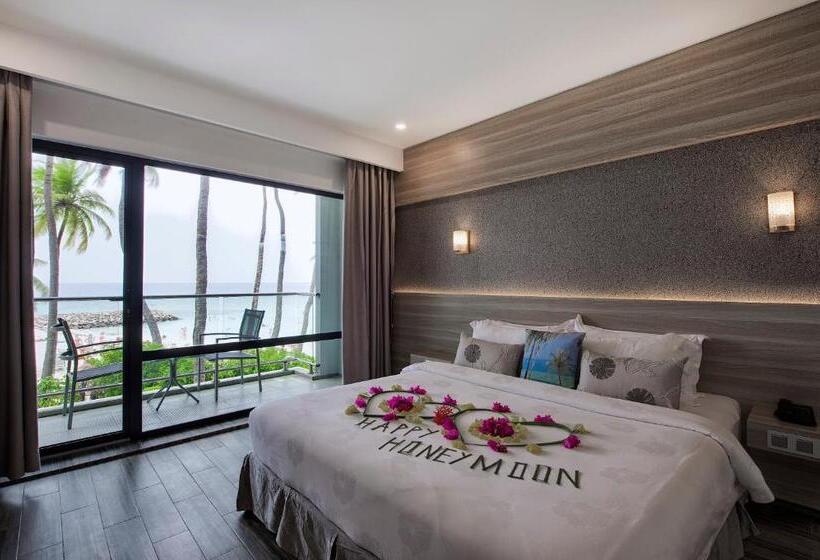 هتل Kaani Grand Seaview