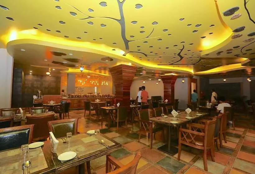 هتل Kaani Grand Seaview