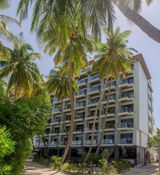 هتل Kaani Grand Seaview