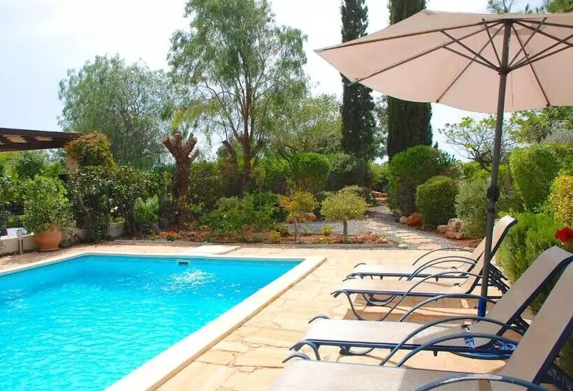 2 Bedroom Villa Loukia With Private Pool And Gardens, Aphrodite Hills Resort