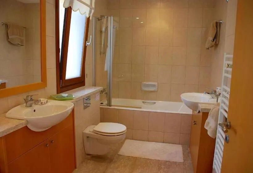 2 Bedroom Villa Loukia With Private Pool And Gardens, Aphrodite Hills Resort