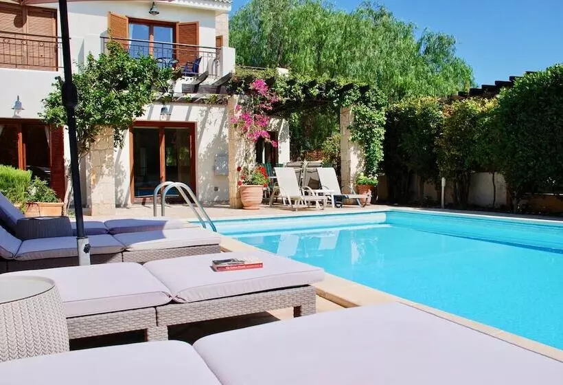2 Bedroom Villa Loukia With Private Pool And Gardens, Aphrodite Hills Resort