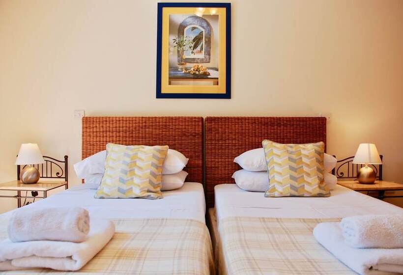 2 Bedroom Villa Loukia With Private Pool And Gardens, Aphrodite Hills Resort