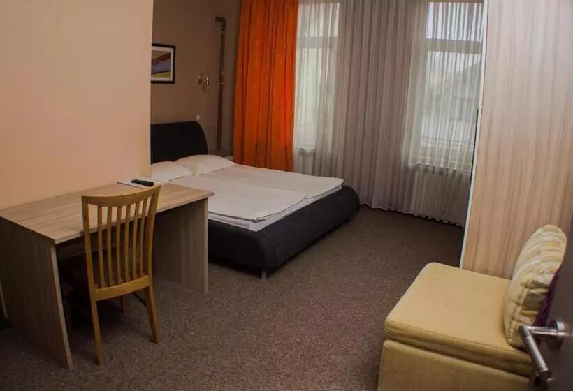 Hotelli Admiral Vinkovci