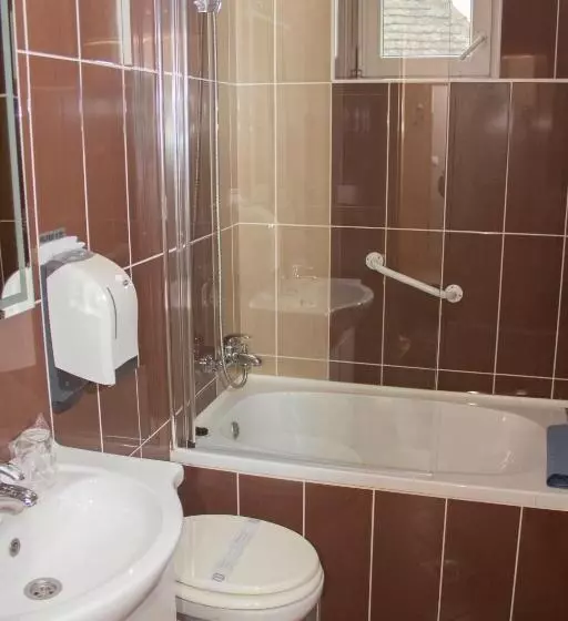 Hotelli Admiral Vinkovci