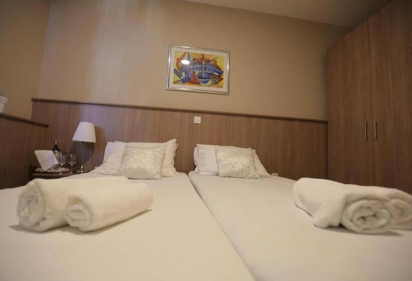 酒店 Admiral Vinkovci