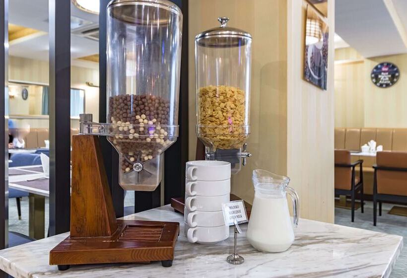 هتل Best Western Plus Astana