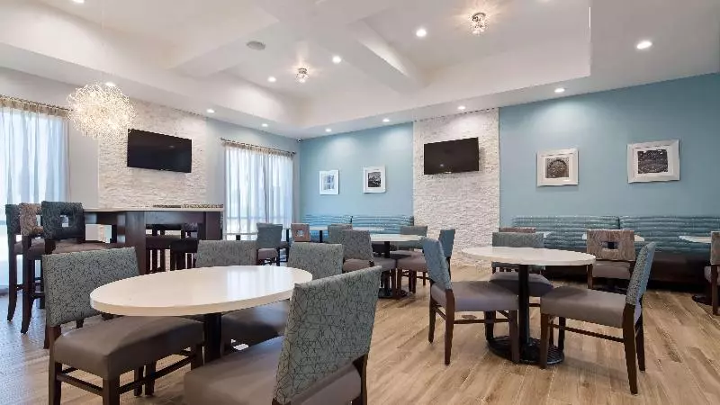 ホテル Best Western Plus Buda Austin Inn & Suites