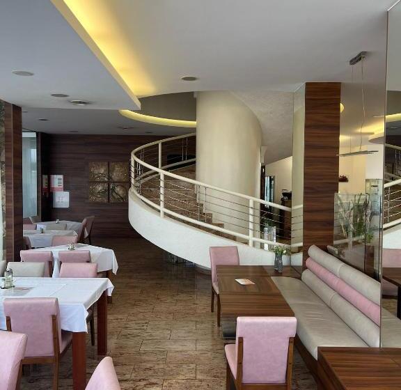 בית מלון כפרי Garić