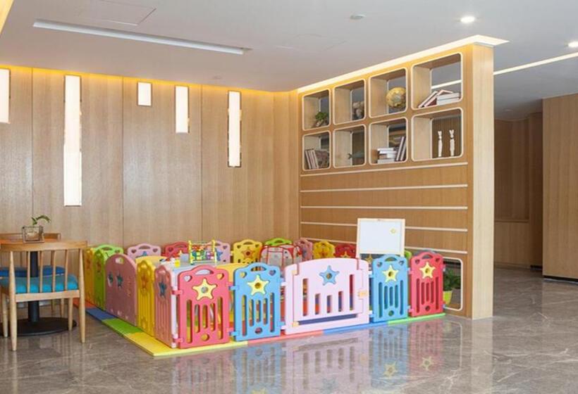 酒店 Holiday Inn Express Chengdu Airport Zone, An Ihg