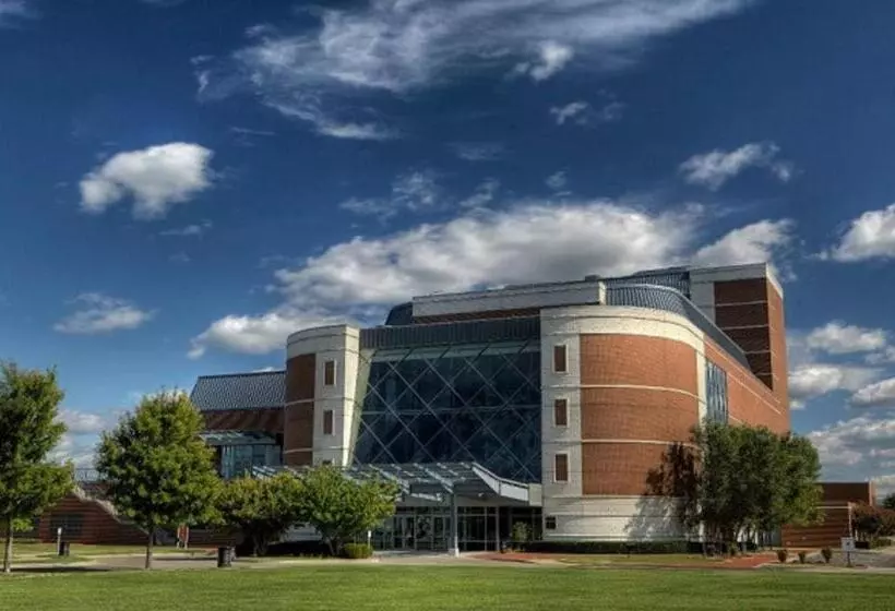 Hotelli Holiday Inn Paducah Riverfront, An Ihg