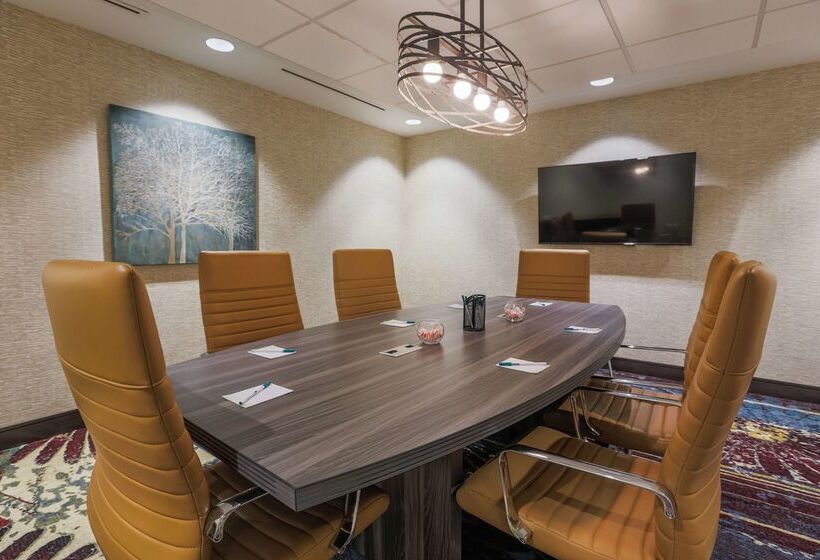 Hotel Homewood Suites By Hilton Charleston Historic District