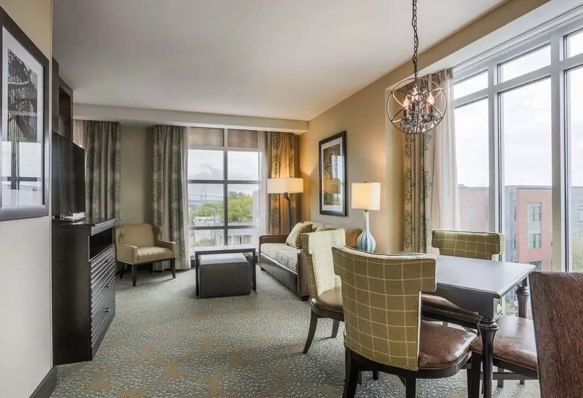 ホテル Homewood Suites By Hilton Charleston Historic District