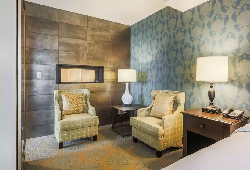 ホテル Homewood Suites By Hilton Charleston Historic District