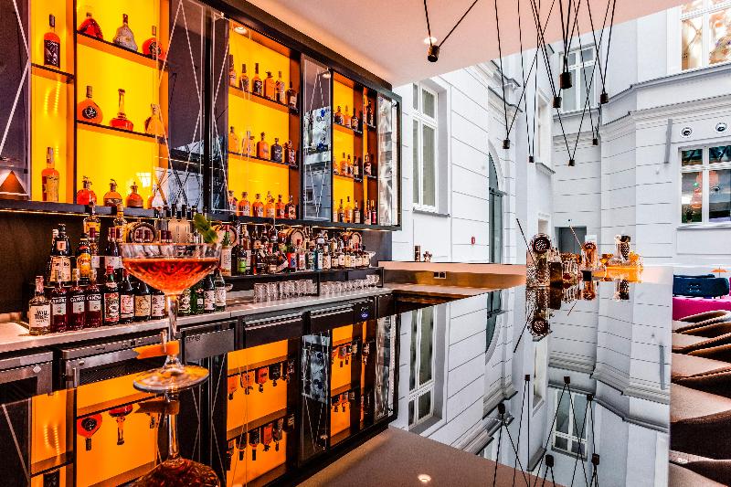 בית מלון כפרי Indigo Warsaw Nowy świat, An Ihg