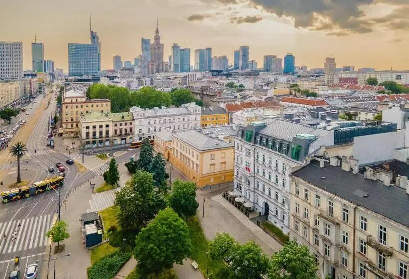 Hotelli Indigo Warsaw Nowy świat, An Ihg