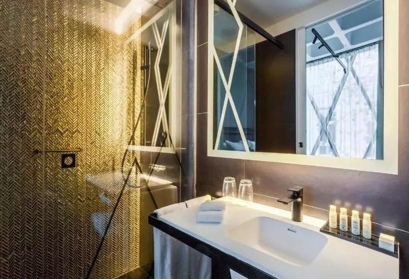 Hotelli Indigo Warsaw Nowy świat, An Ihg