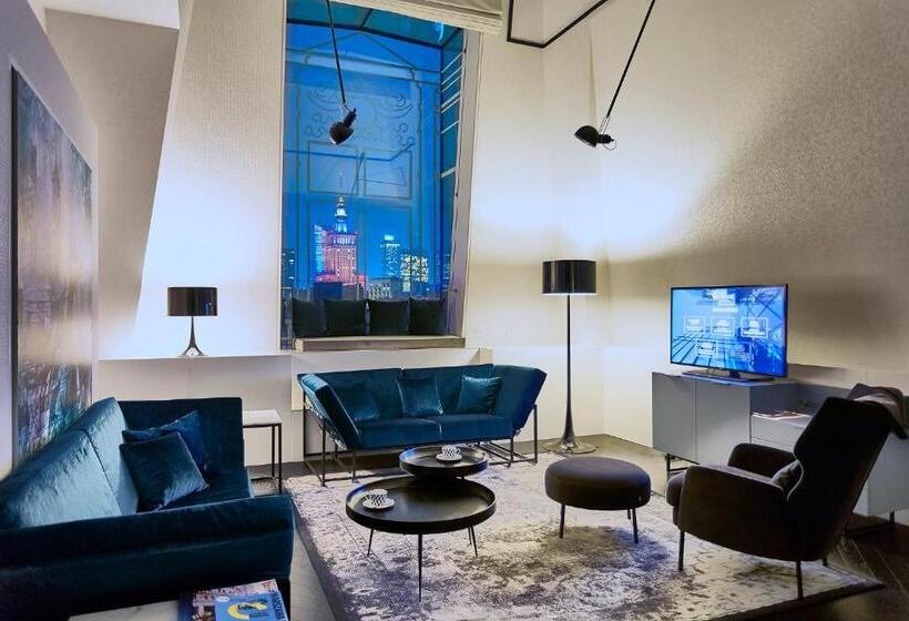 בית מלון כפרי Indigo Warsaw Nowy świat, An Ihg