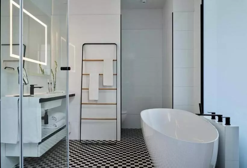 Hotelli Indigo Warsaw Nowy świat, An Ihg