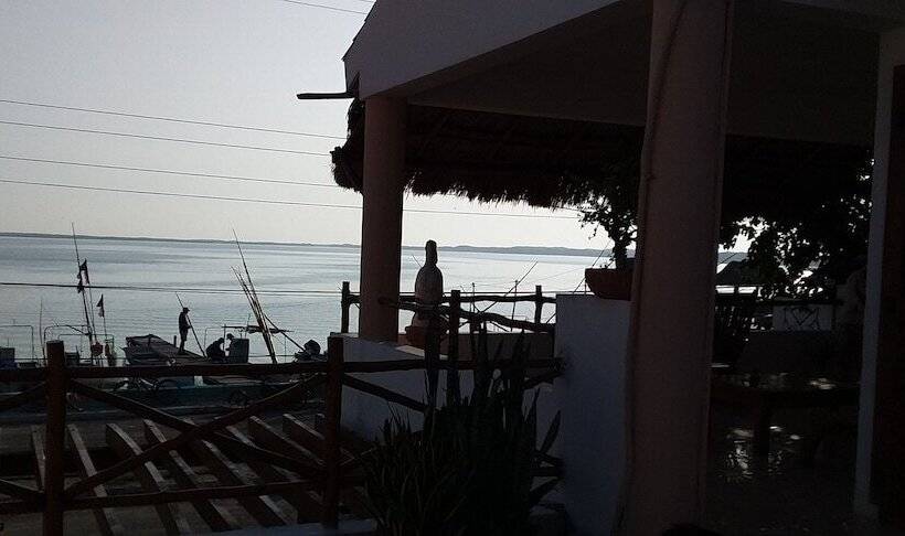 فندق Punta Ponto