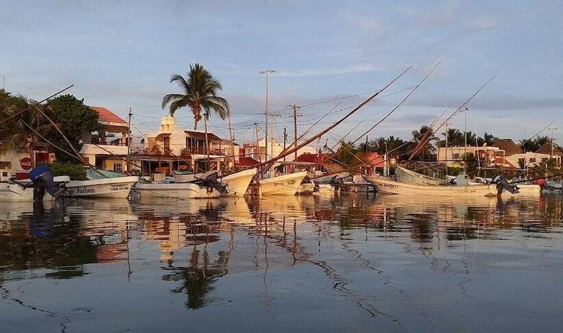 فندق Punta Ponto