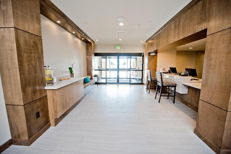 هتل Staybridge Suites Houston Humble Beltway 8 E, An Ihg