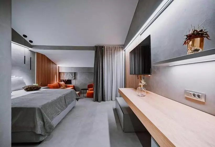 Hotelli Stomorin Marina Hramina