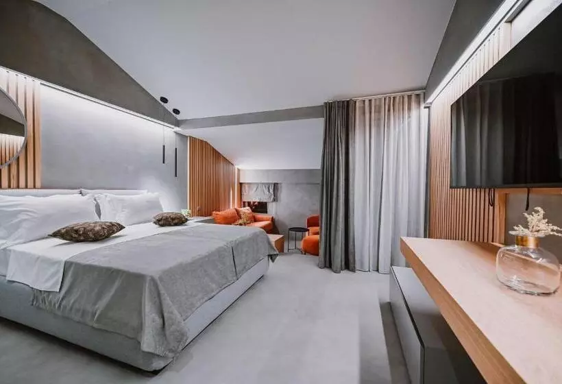 Hotelli Stomorin Marina Hramina