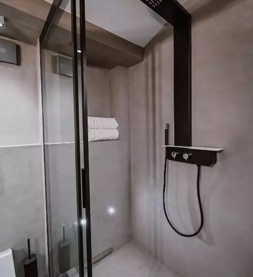 Hotelli Stomorin Marina Hramina