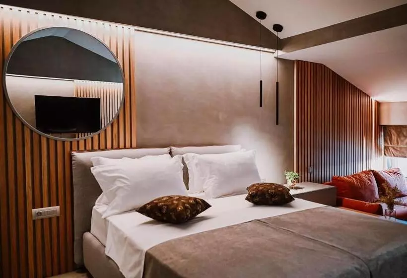 Hotelli Stomorin Marina Hramina