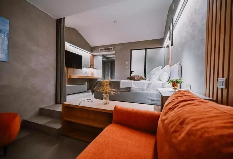 Hotelli Stomorin Marina Hramina