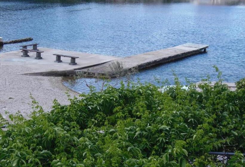 مبيت وإفطار Villa Nobilo