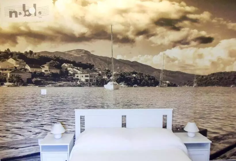 Aamiaismajoitus (B&B) Villa Nobilo