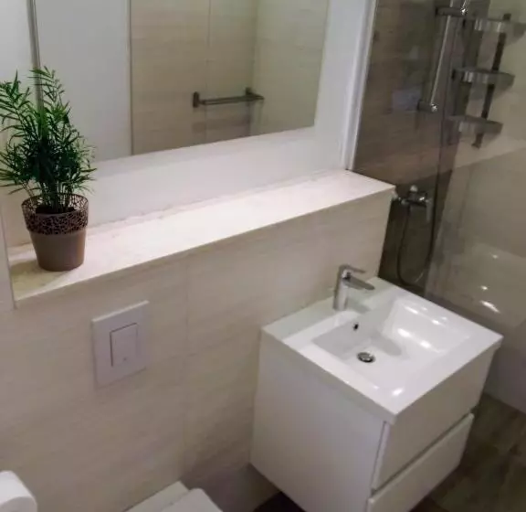 Aamiaismajoitus (B&B) Villa Nobilo