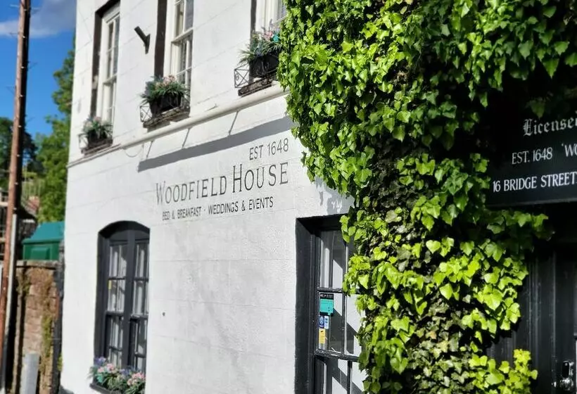 Aamiaismajoitus (B&B) Castle View