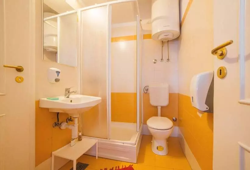 Hostel Marinero   Adults Only