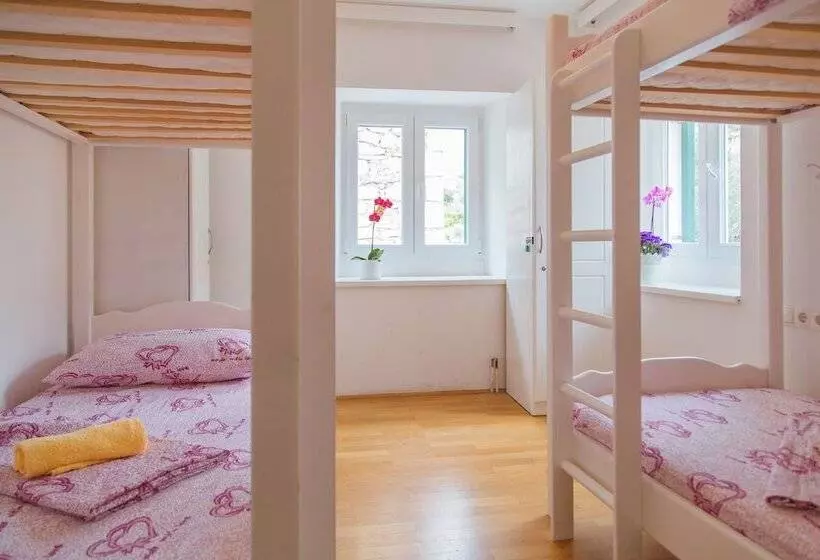 Hostel Marinero   Adults Only