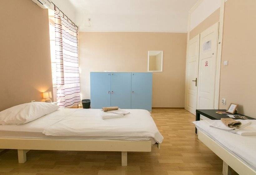 Hostel Morcic