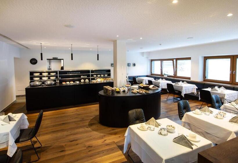 فندق Ciasa De Munt Lifestyle Living