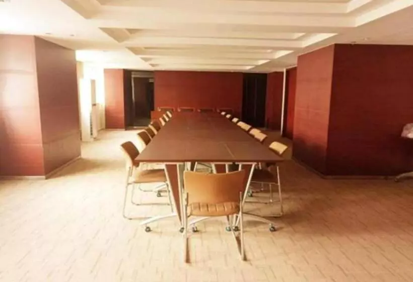 ホテル Jinjiang Inn Select Xian High Speed Train Station Fengchengqi Road
