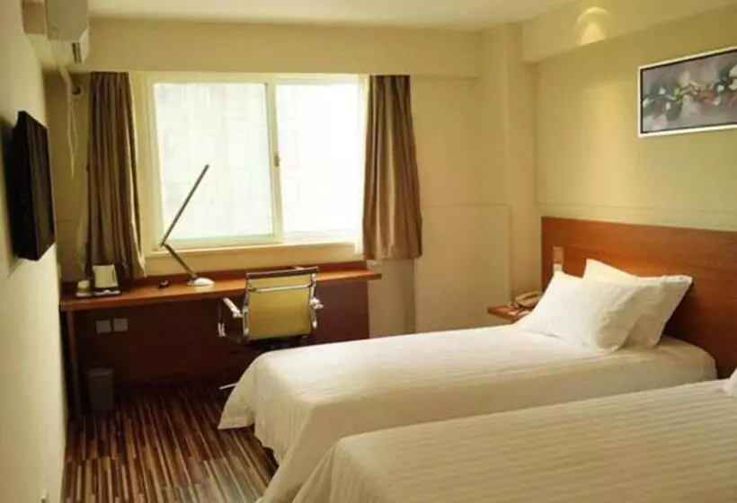 ホテル Jinjiang Inn Select Xian High Speed Train Station Fengchengqi Road