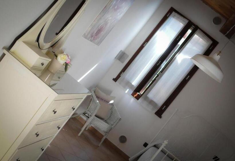 فندق Locanda Merlaschio