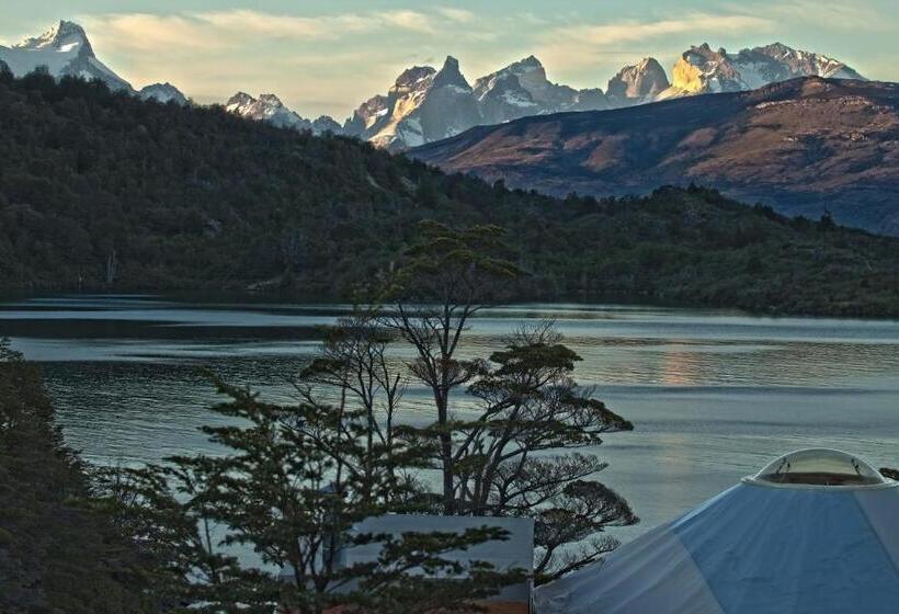 هتل Patagonia Camp